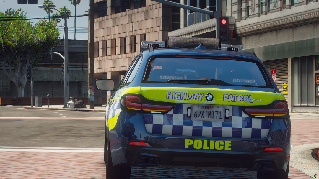 VicPol BMW 2021 G31-530D Uplift Marked Highway Patrol – Piping ...